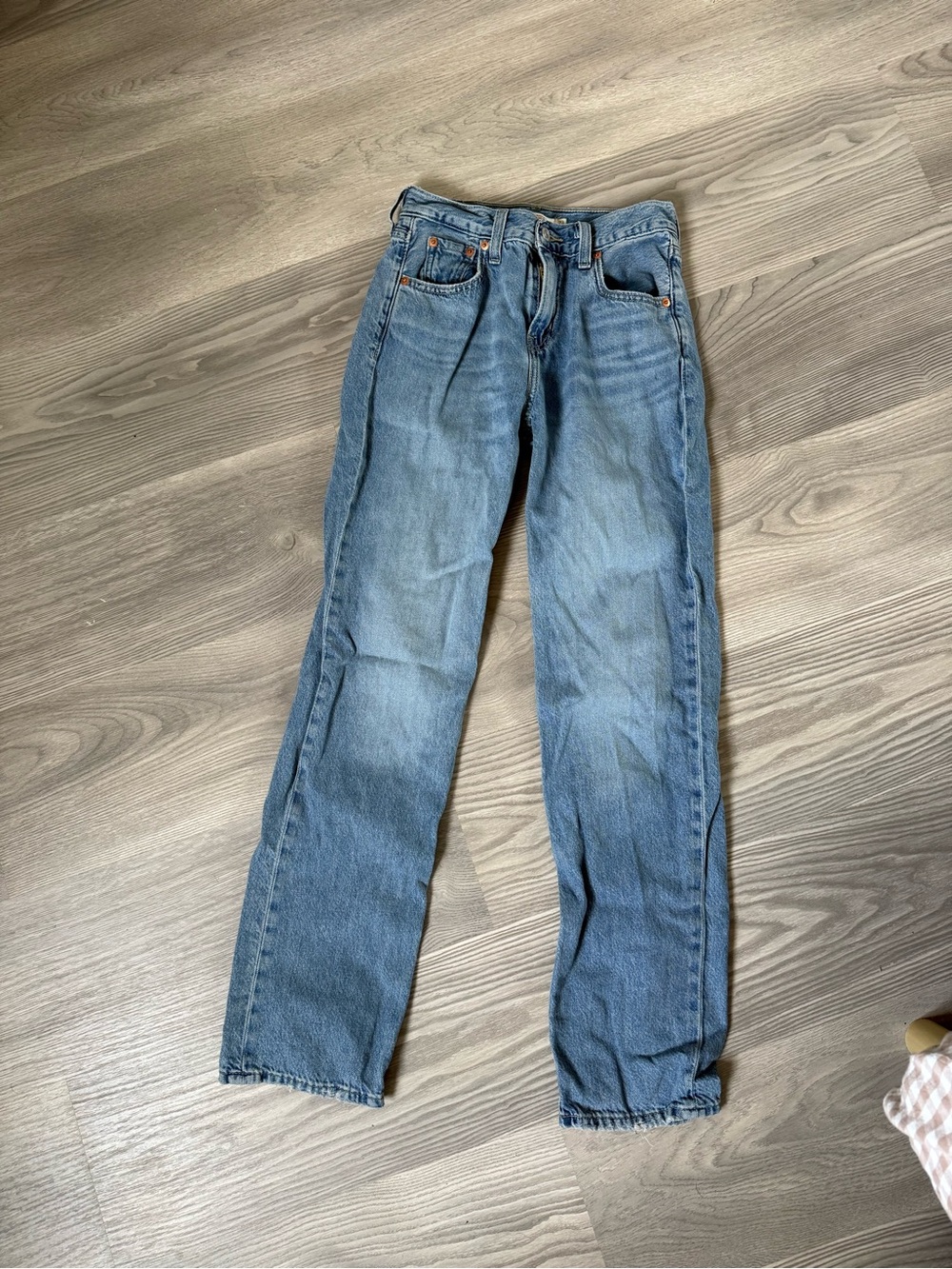 Straight-Leg Women's Jeans in Light Blue Denim